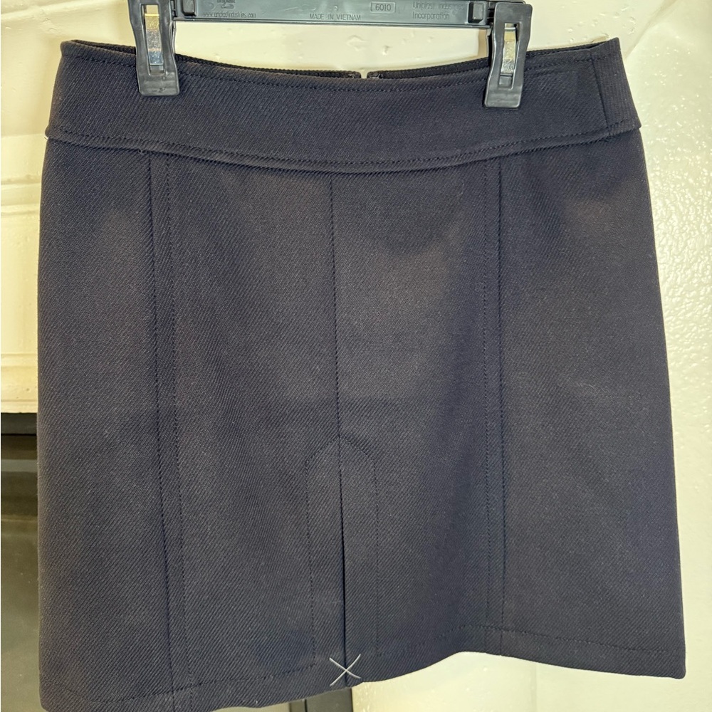LOFT Petites Size 4 Classic Navy Women's Skirt New Without Tag